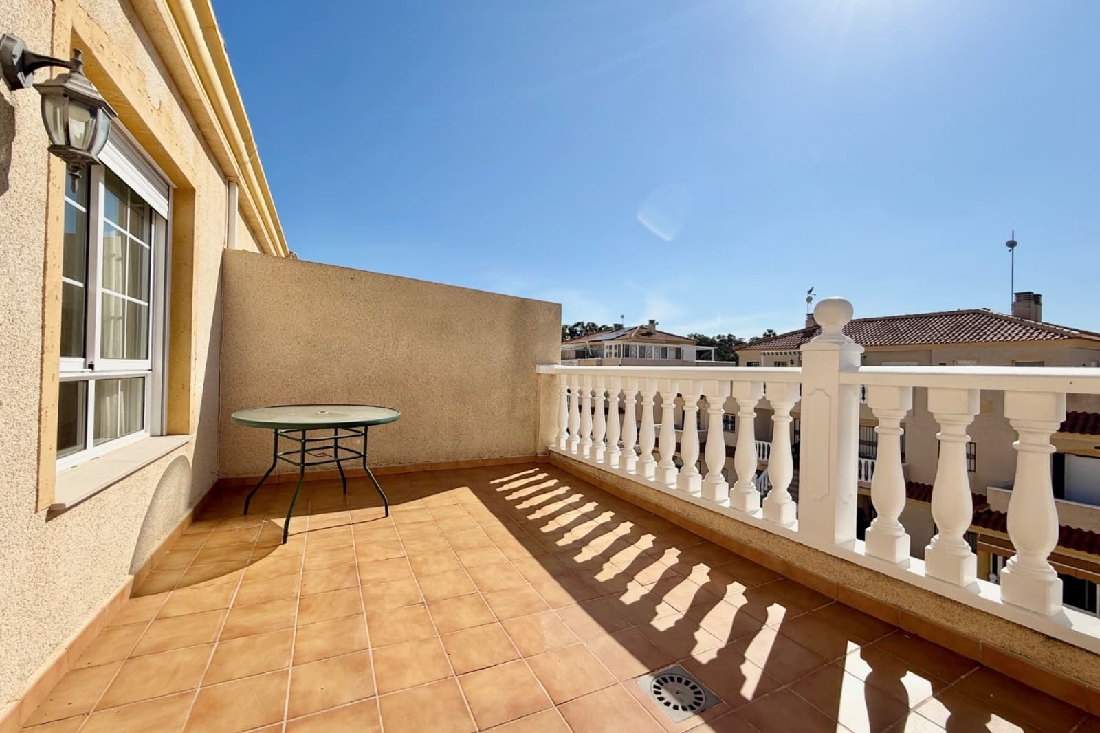 Chalet de 3 habitaciones en Guardamar del Segura en venta con piscina garaje - 185.000 € (Ref: 9844910)
