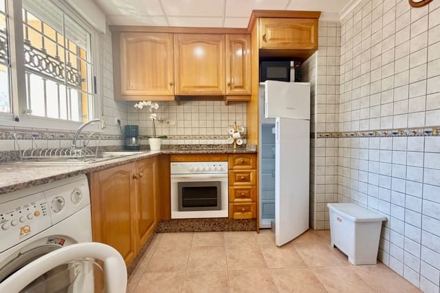 3 quarto Moradia para venda em El Edén, Guardamar del Segura com piscina garagem - 185 000 € (Ref: 9844910)