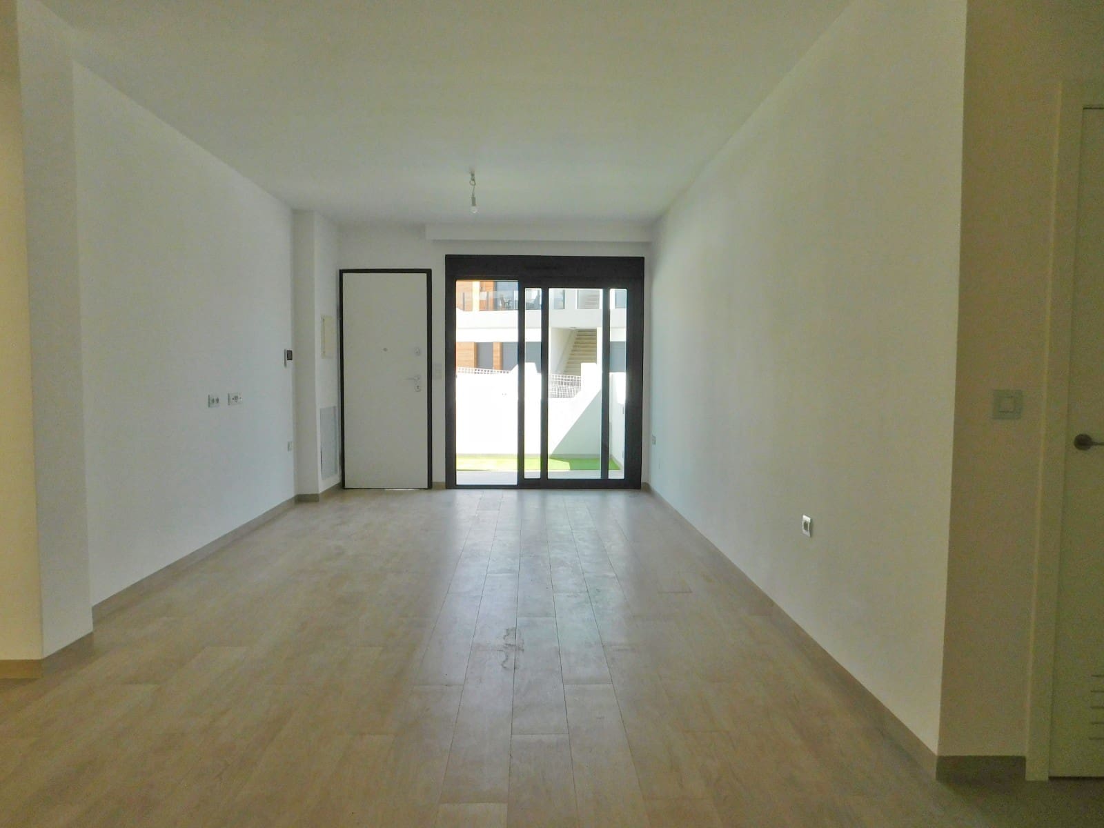 2 bedroom Bungalow for sale in San Miguel de Salinas with pool - € 229,000 (Ref: 9844912)