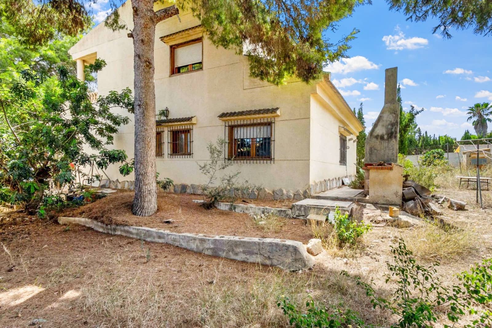 8 Zimmer Villa zu verkaufen in Los Balcones mit Pool Garage - 550.000 € (Ref: 9849012)