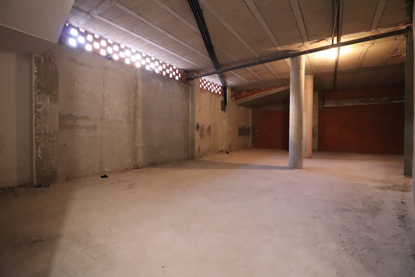 Kommersiell til salgs i Rojales - € 69 000 (Ref: 9849030)