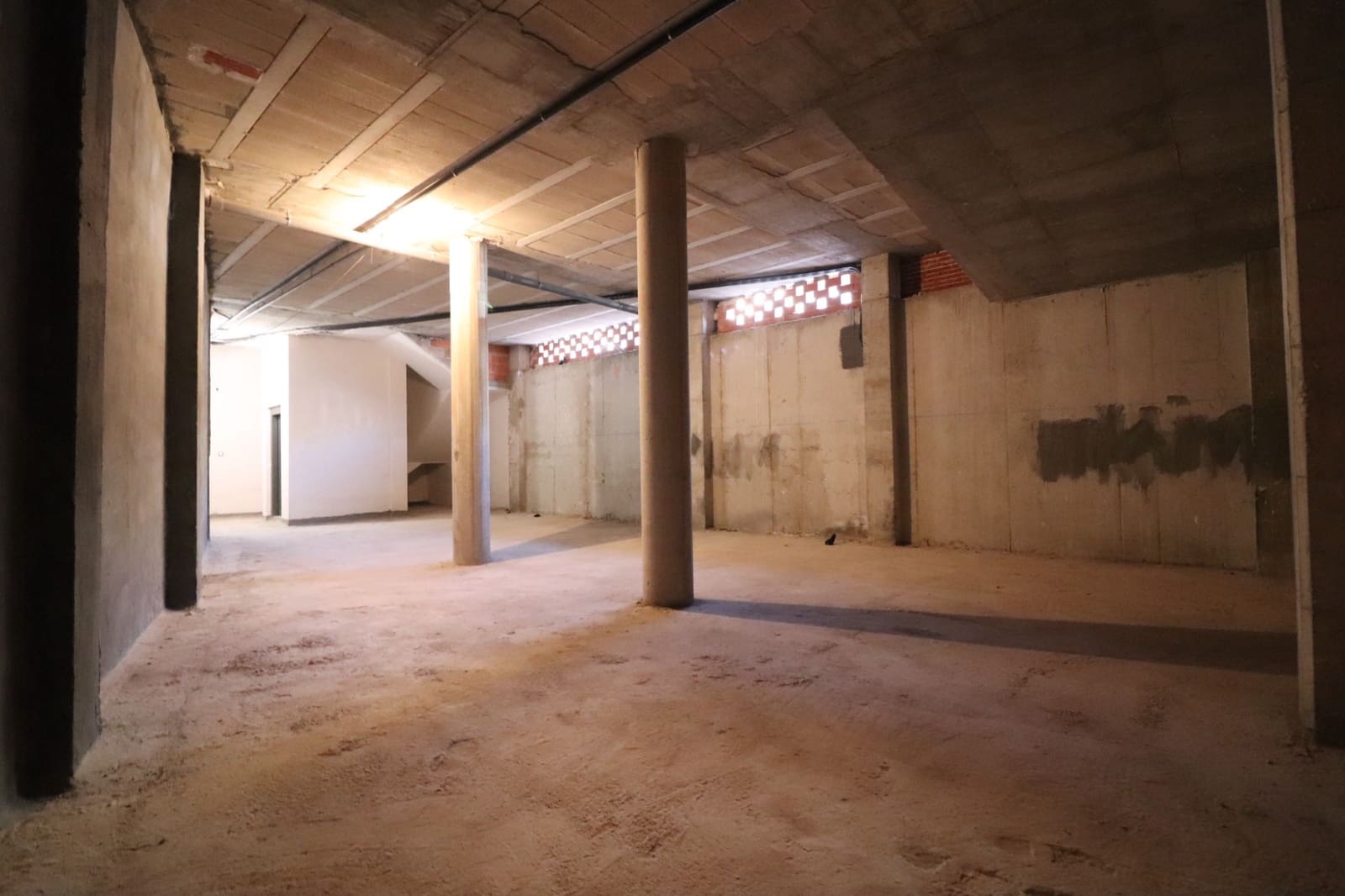 Kommersiell til salgs i Rojales - € 69 000 (Ref: 9849030)