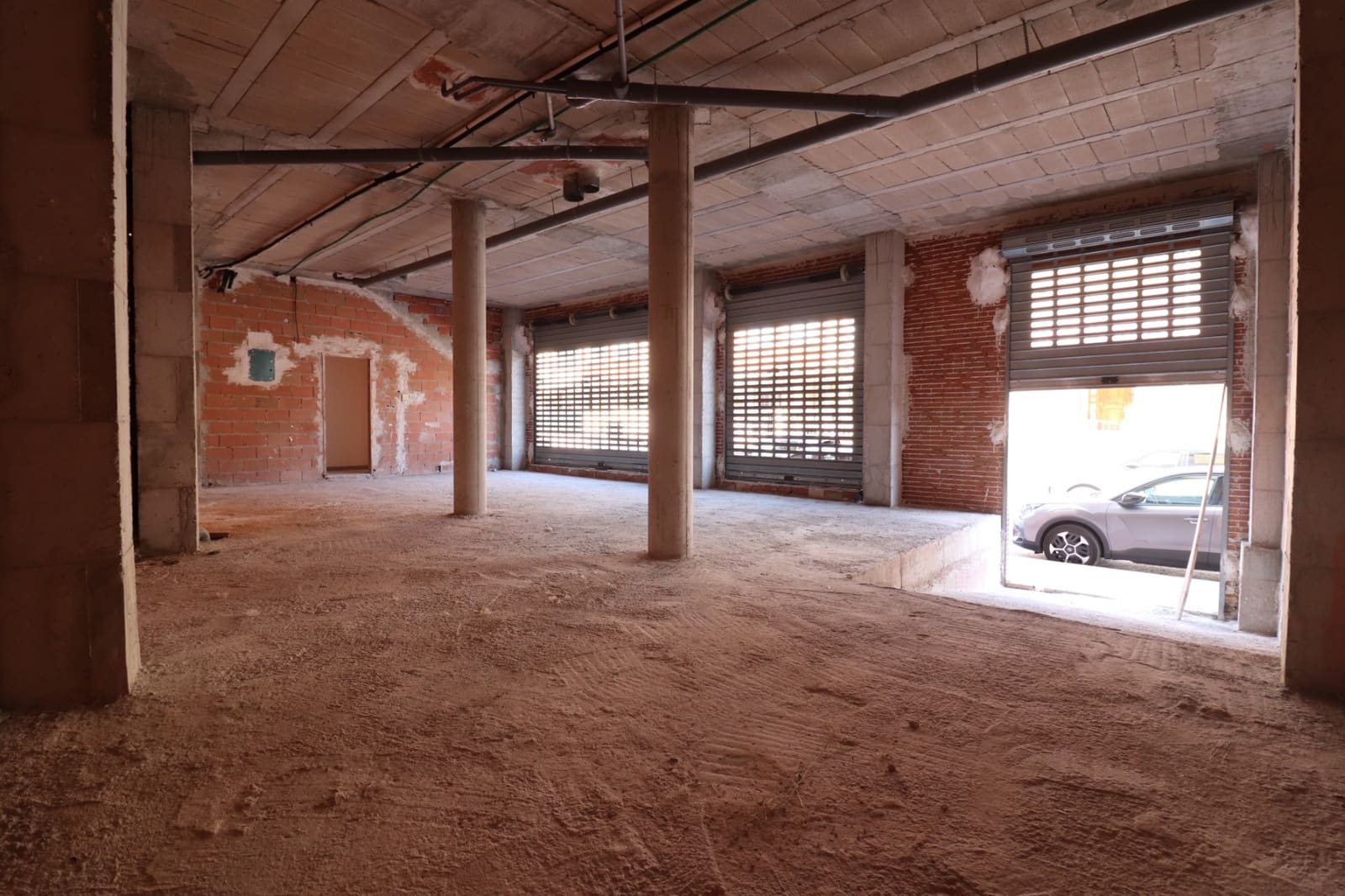 Kommersiell til salgs i Rojales - € 69 000 (Ref: 9849030)
