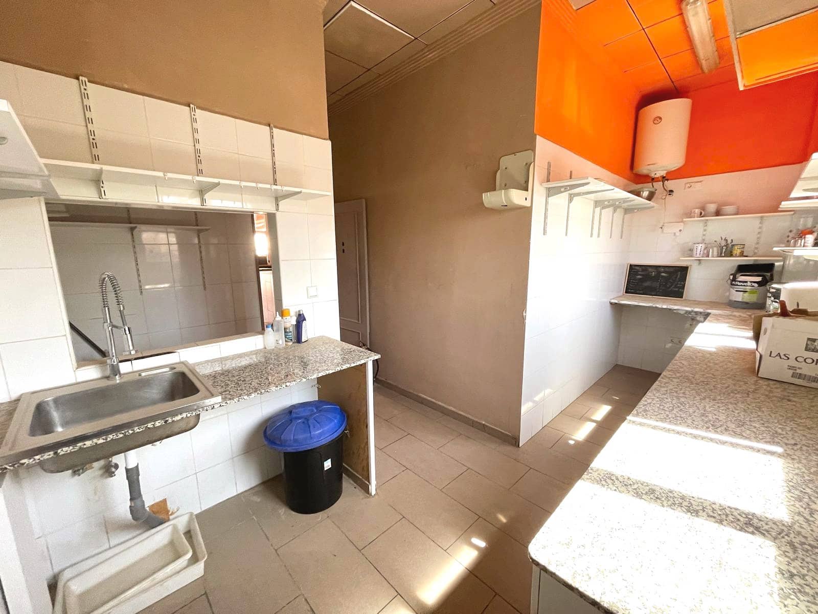 Kommersiell til salgs i Algorfa - € 120 000 (Ref: 9854935)