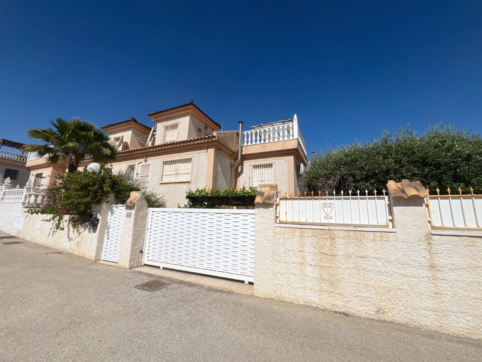 2 camera da letto Casa in vendita in Ciudad Quesada con piscina - 245.000 € (Rif: 9854936)