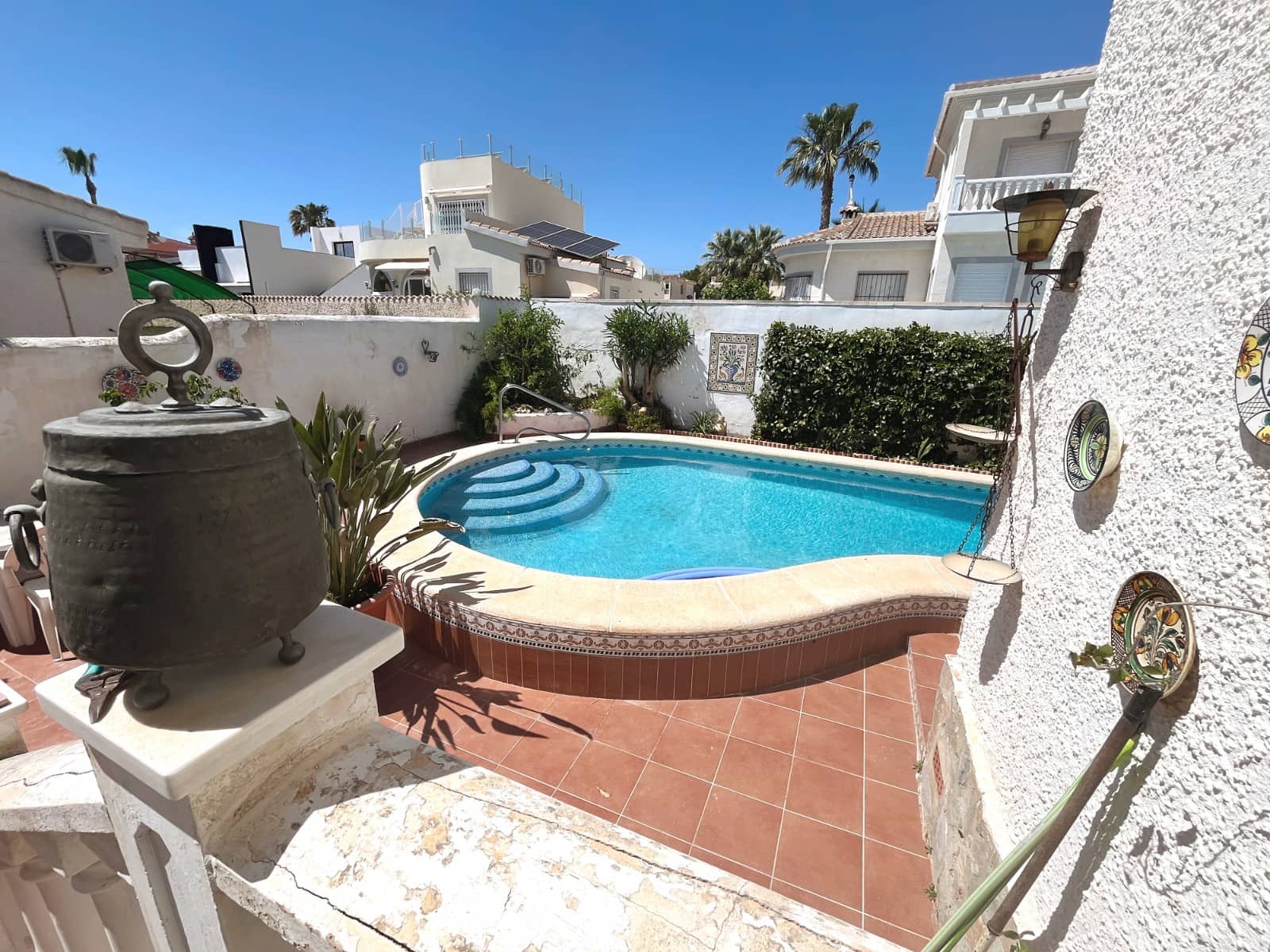 4 slaapkamer Villa te koop in Ciudad Quesada met zwembad garage - € 385.000 (Ref: 9861662)