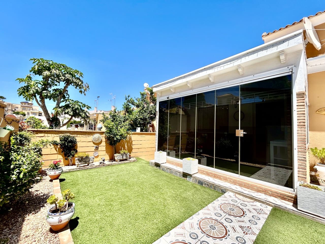 3 bedroom Villa for sale in Los Balcones with pool garage - € 265,950 (Ref: 9866490)