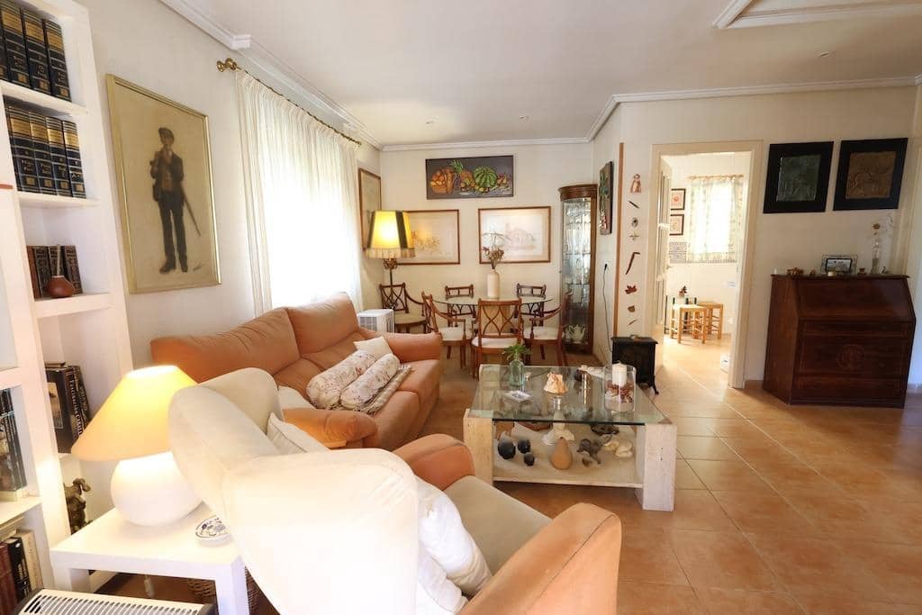 3 bedroom Villa for sale in Los Balcones with pool garage - € 264,900 (Ref: 9868178)
