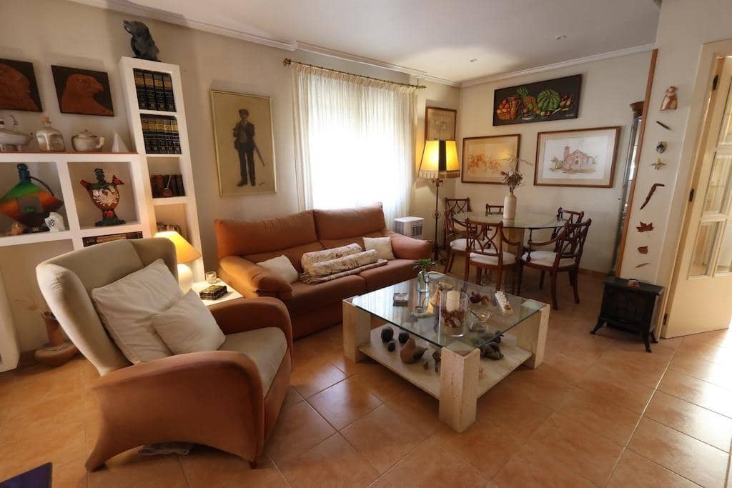 3 bedroom Villa for sale in Los Balcones with pool garage - € 264,900 (Ref: 9868178)