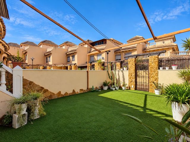 4 camera da letto Casa in vendita in El Edén, Guardamar del Segura con piscina garage - 269.000 € (Rif: 9873187)