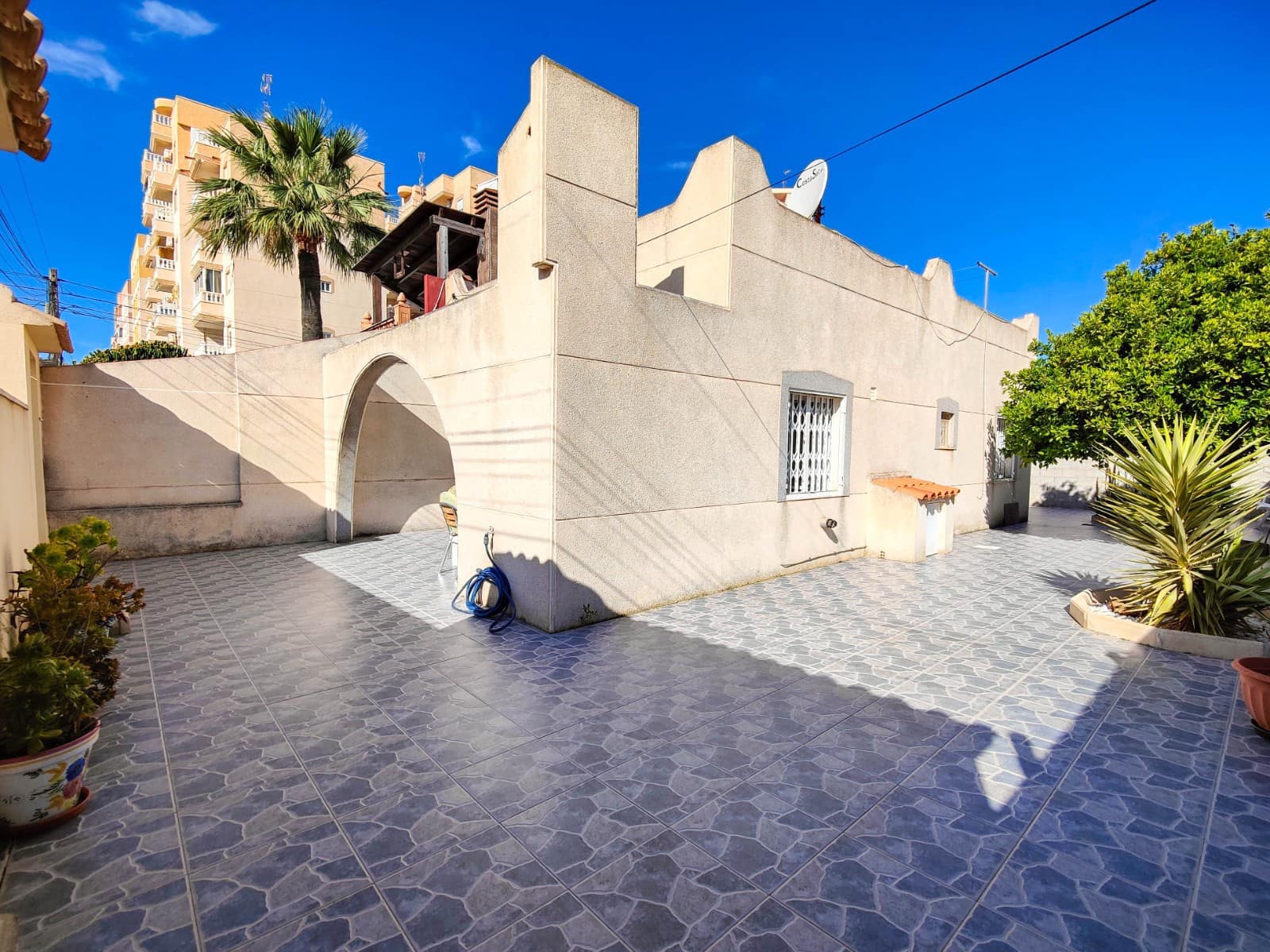 2 slaapkamer Huis te koop in Torrevieja met garage - € 219.900 (Ref: 9873191)
