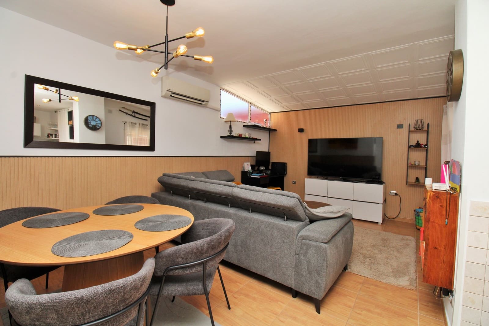 3 soverom Hus til salgs i Villamartin med svømmebasseng - € 288 000 (Ref: 9873193)