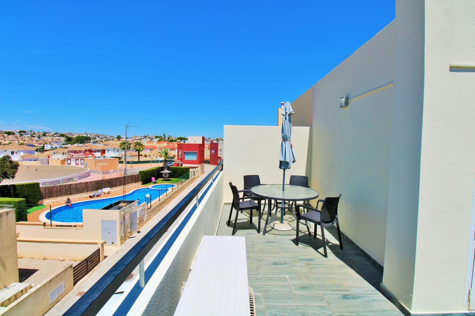3 soverom Hus til salgs i Villamartin med svømmebasseng - € 288 000 (Ref: 9873193)