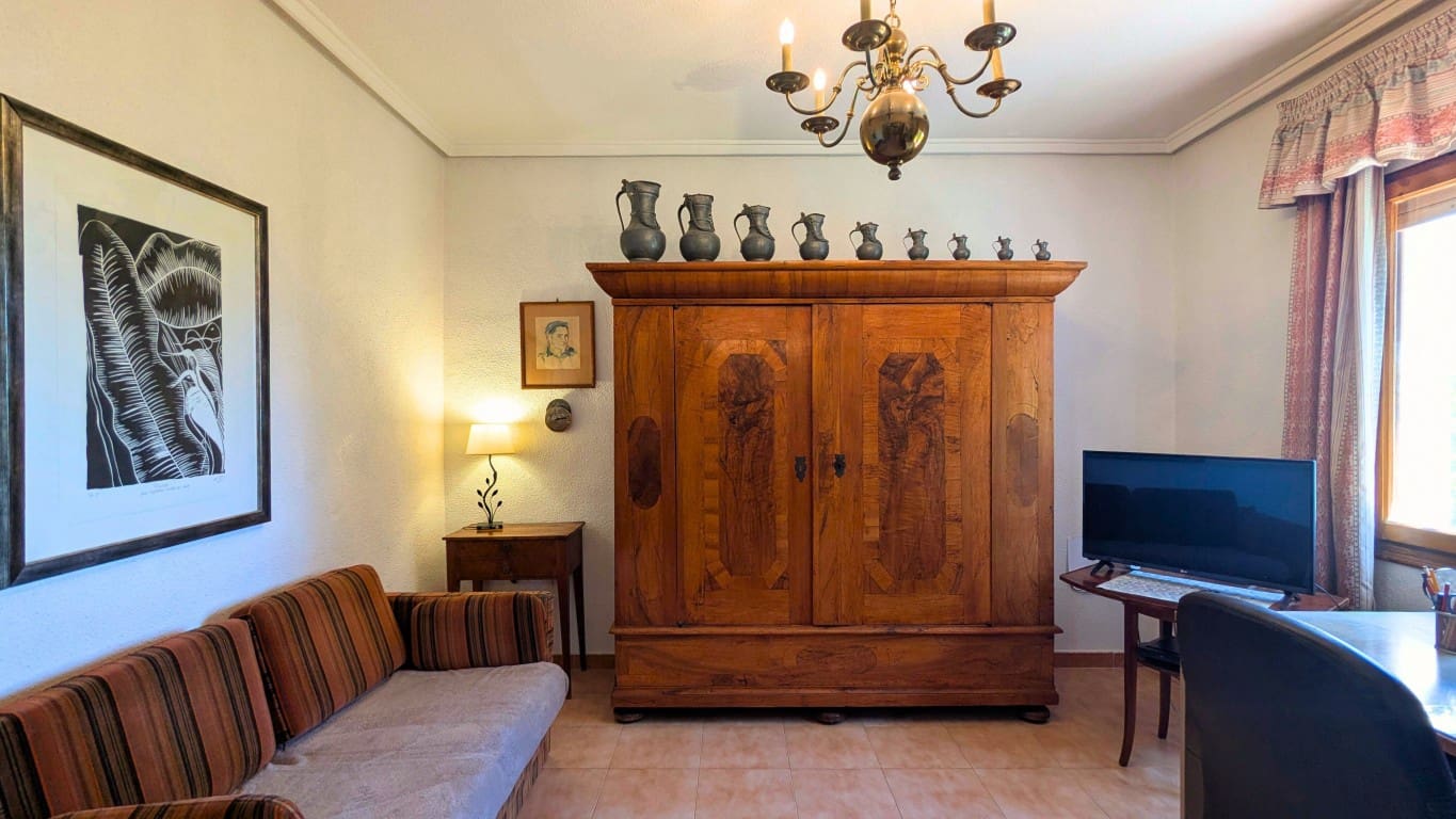 4 soveværelse Villa til salg i Ciudad Quesada med swimmingpool - € 385.000 (Ref: 9875678)