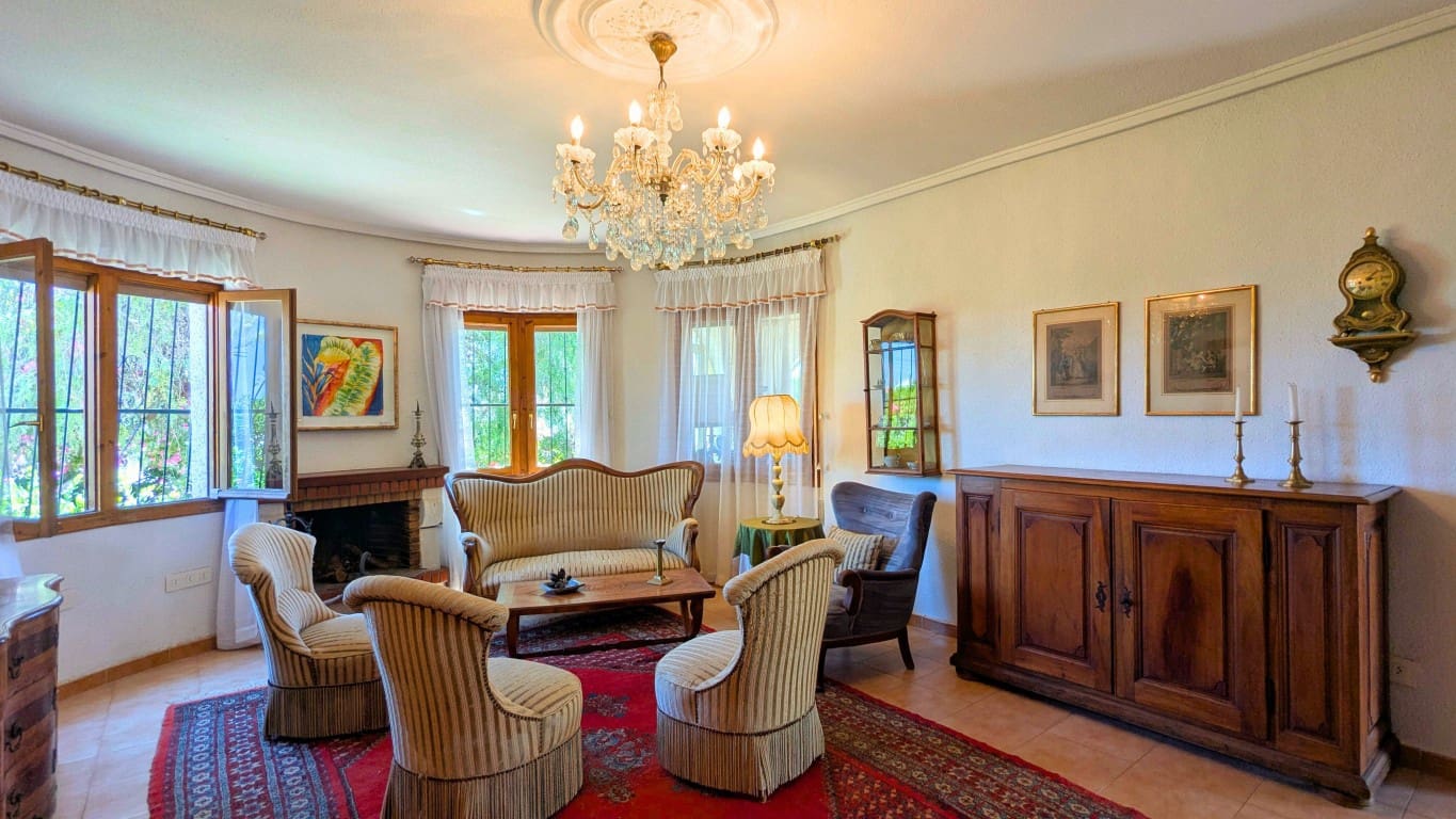 4 soveværelse Villa til salg i Ciudad Quesada med swimmingpool - € 385.000 (Ref: 9875678)