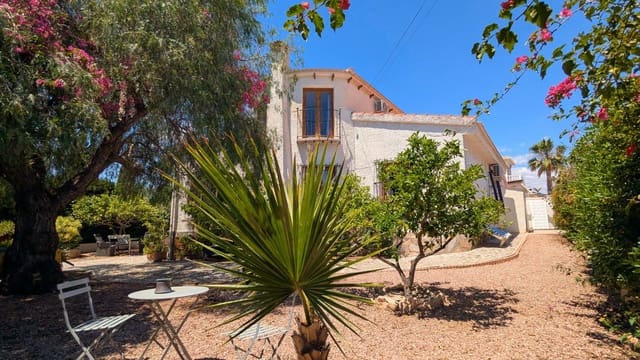 4 soveværelse Villa til salg i Ciudad Quesada, Rojales med swimmingpool - € 385.000 (Ref: 9875678)