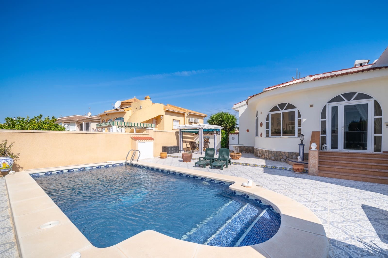 3 soverom Villa til salgs i Ciudad Quesada med svømmebasseng - € 399 000 (Ref: 9876515)