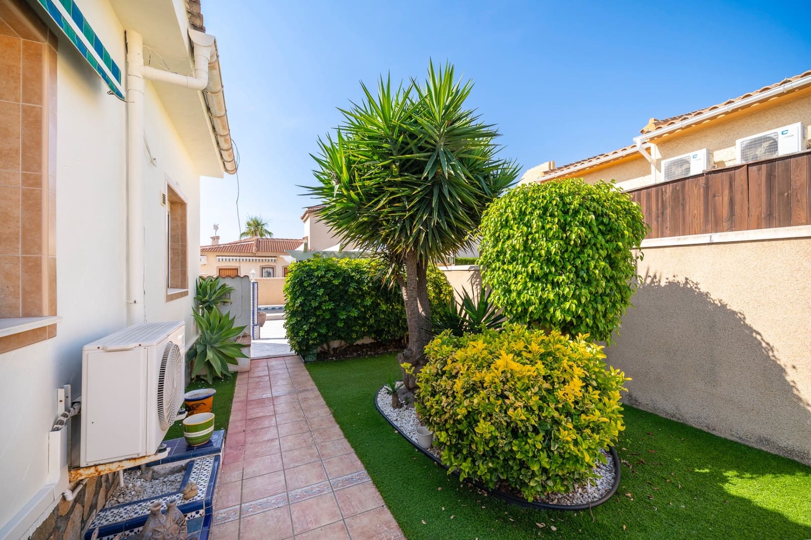 3 soverom Villa til salgs i Ciudad Quesada med svømmebasseng - € 399 000 (Ref: 9876515)