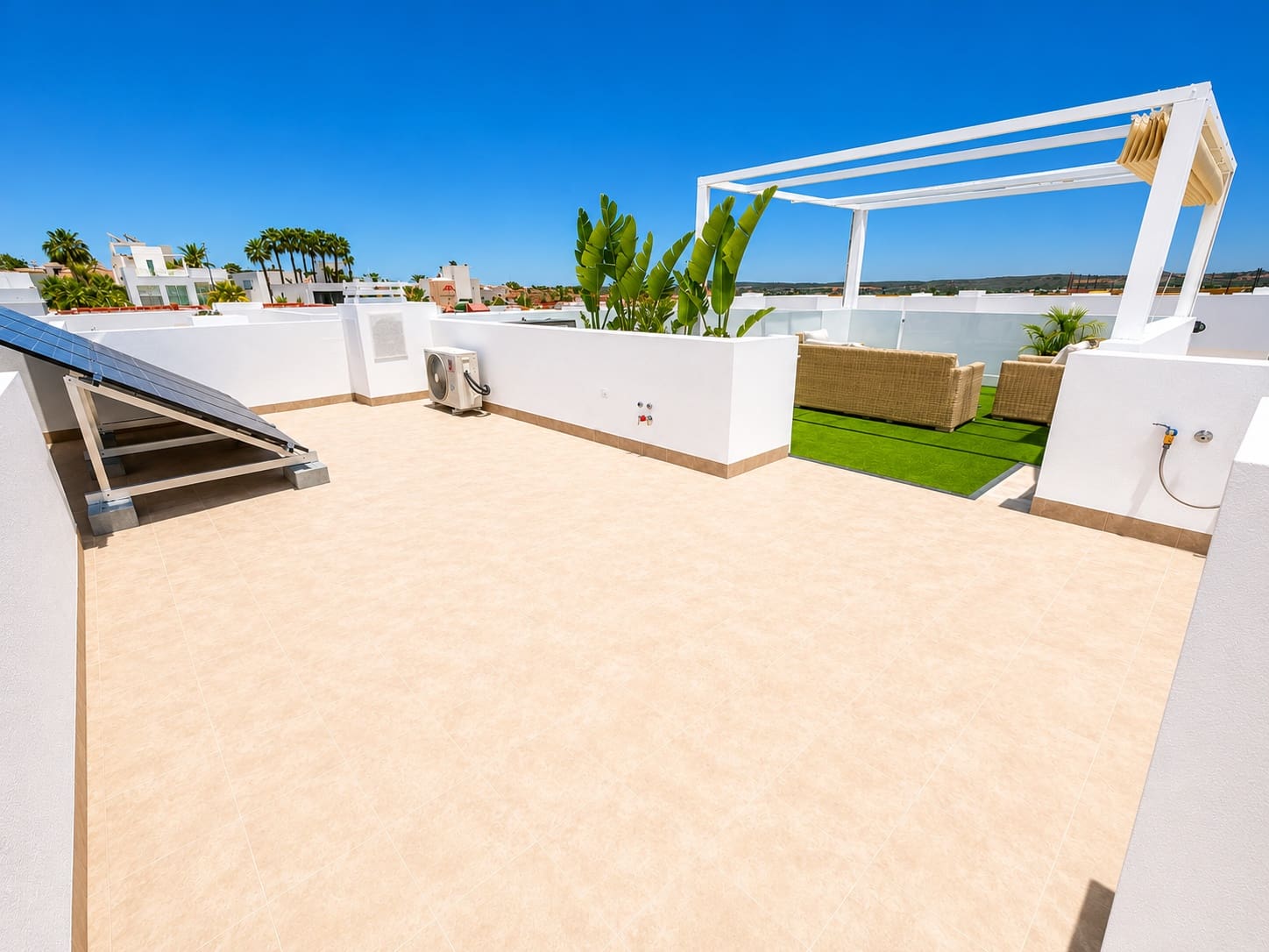 3 chambre Villa/Maison à vendre à La Marina avec piscine - 395 000 € (Ref: 9877147)