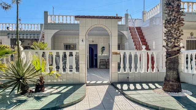 2 soverom Hus til salgs i La Siesta, Torrevieja med garasje - € 139 900 (Ref: 9877903)