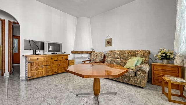 2 soverom Hus til salgs i La Siesta, Torrevieja med garasje - € 139 900 (Ref: 9877903)