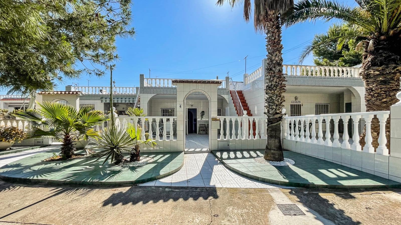 2 soverom Hus til salgs i La Siesta med garasje - € 139 900 (Ref: 9877903)