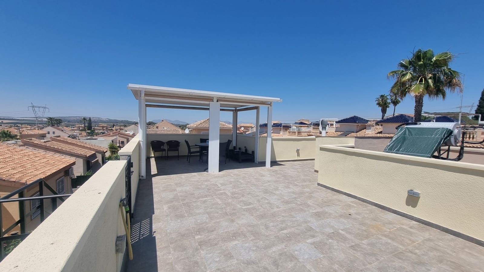 2 soverom Villa til salgs i Ciudad Quesada med svømmebasseng - € 279 000 (Ref: 9877906)