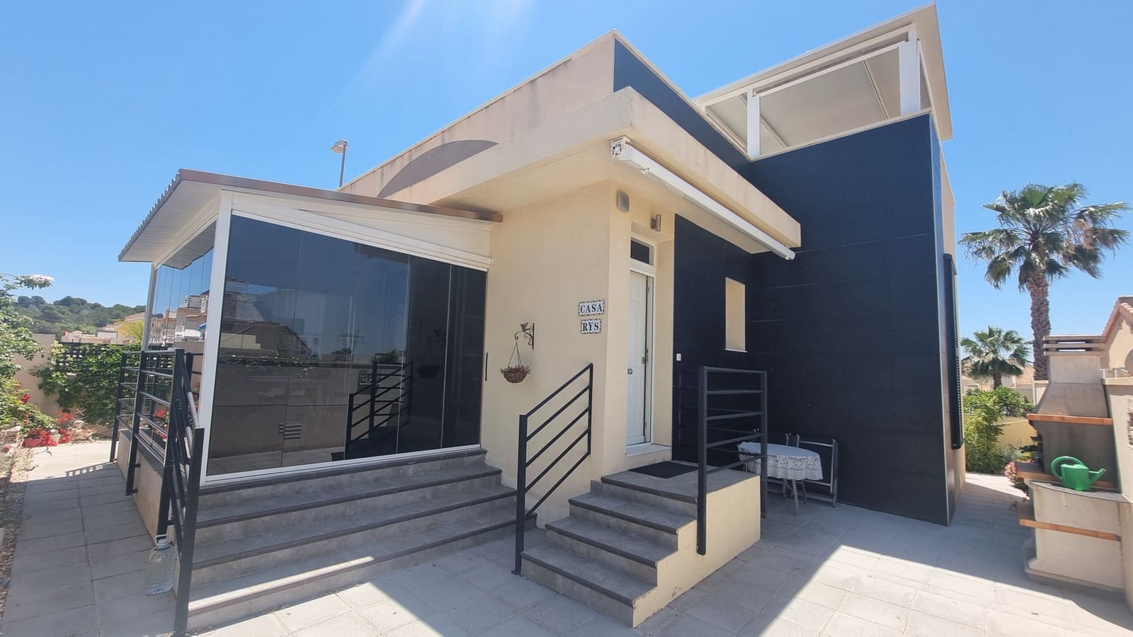 2 soverom Villa til salgs i Ciudad Quesada med svømmebasseng - € 279 000 (Ref: 9877906)