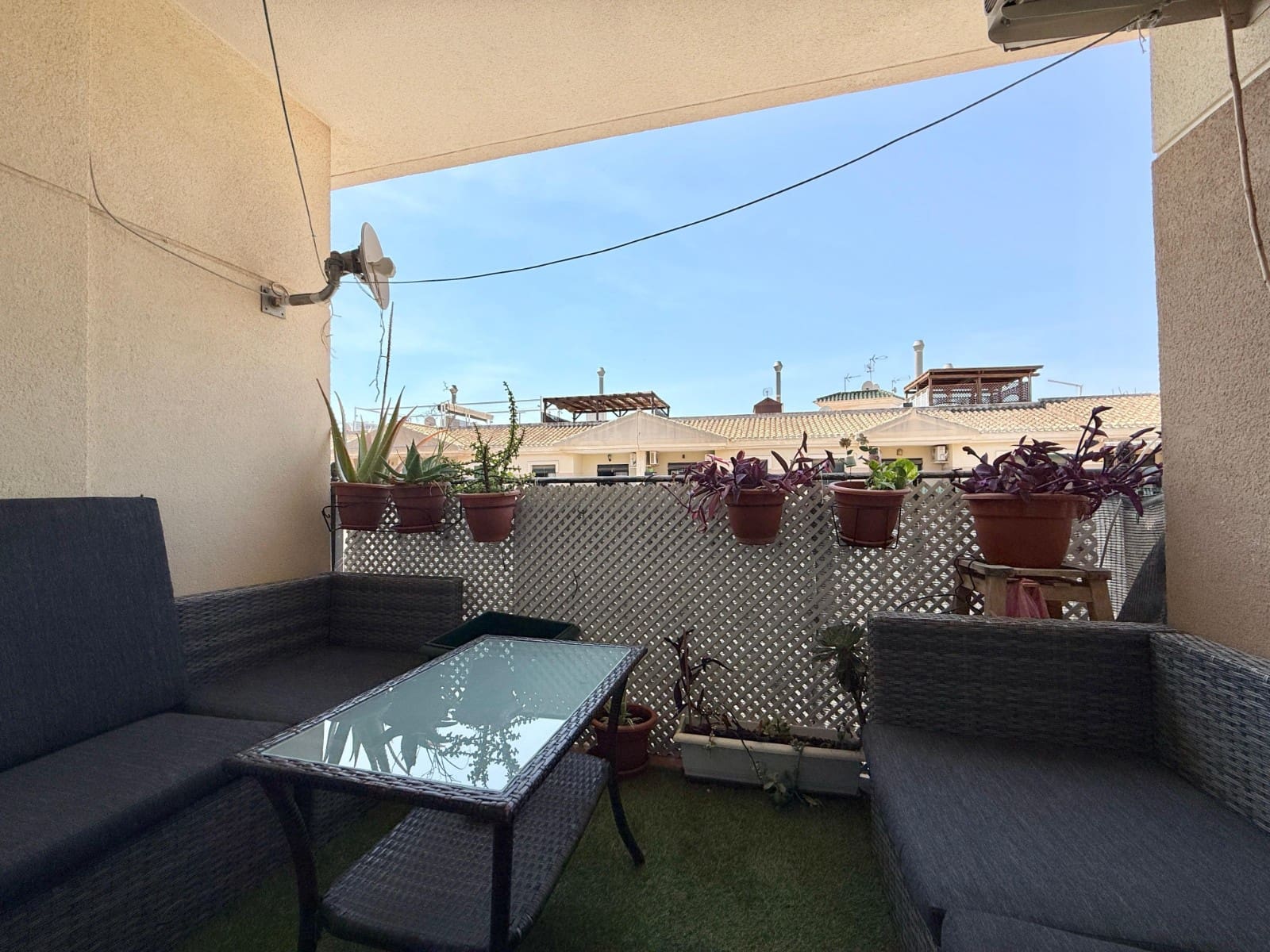 2 bedroom Apartment for sale in Los Alcazares - € 130,000 (Ref: 9877916)