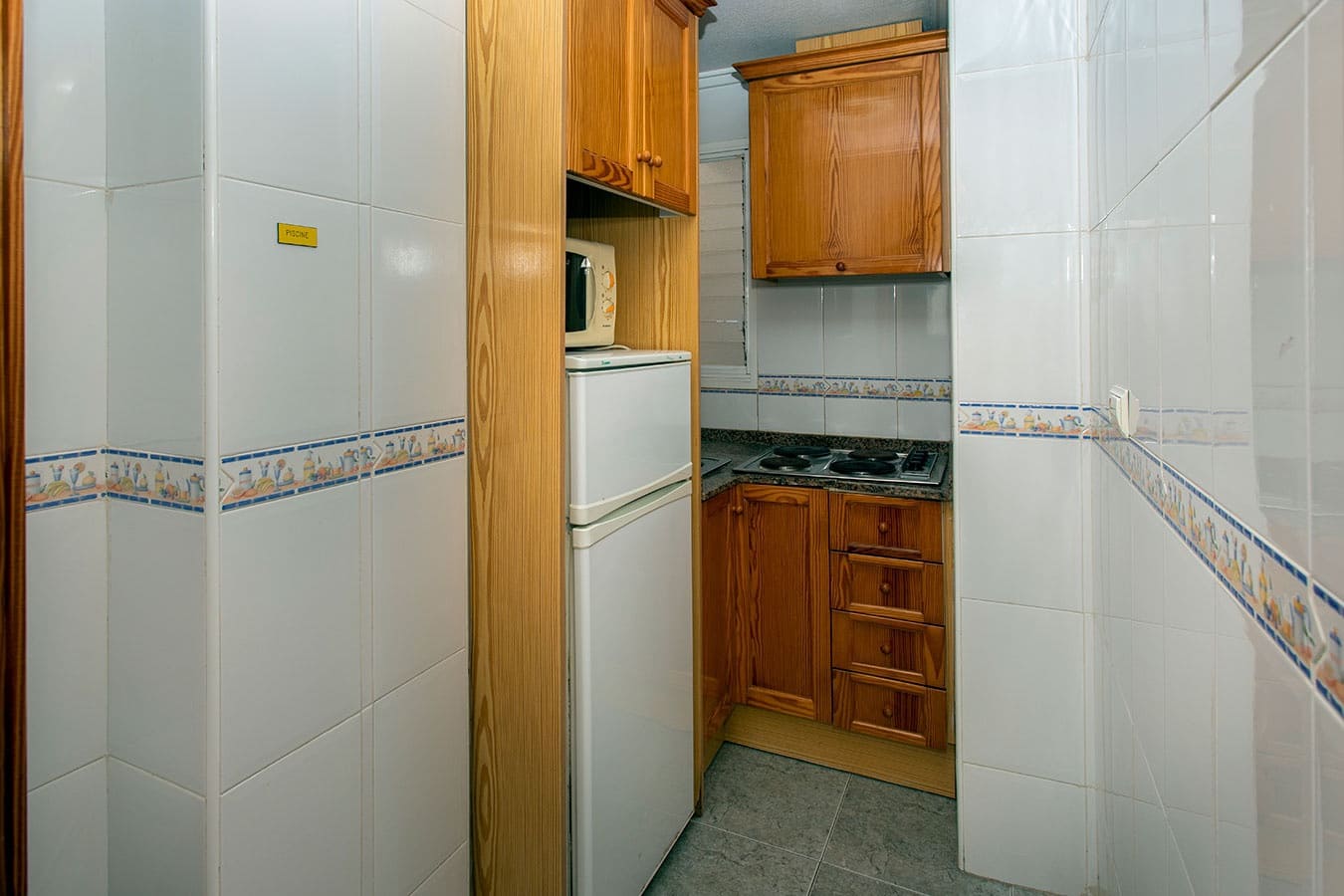 1 bedroom Studio for sale in Torrevieja with pool - € 88,000 (Ref: 9877917)