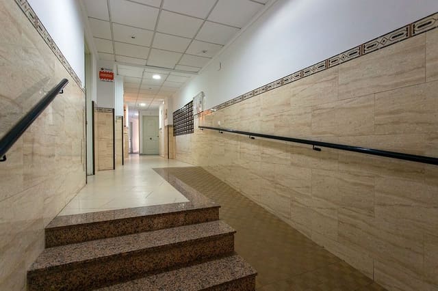 1 camera da letto Monolocale in vendita in Playa de los Locos, Torrevieja con piscina - 88.000 € (Rif: 9877917)