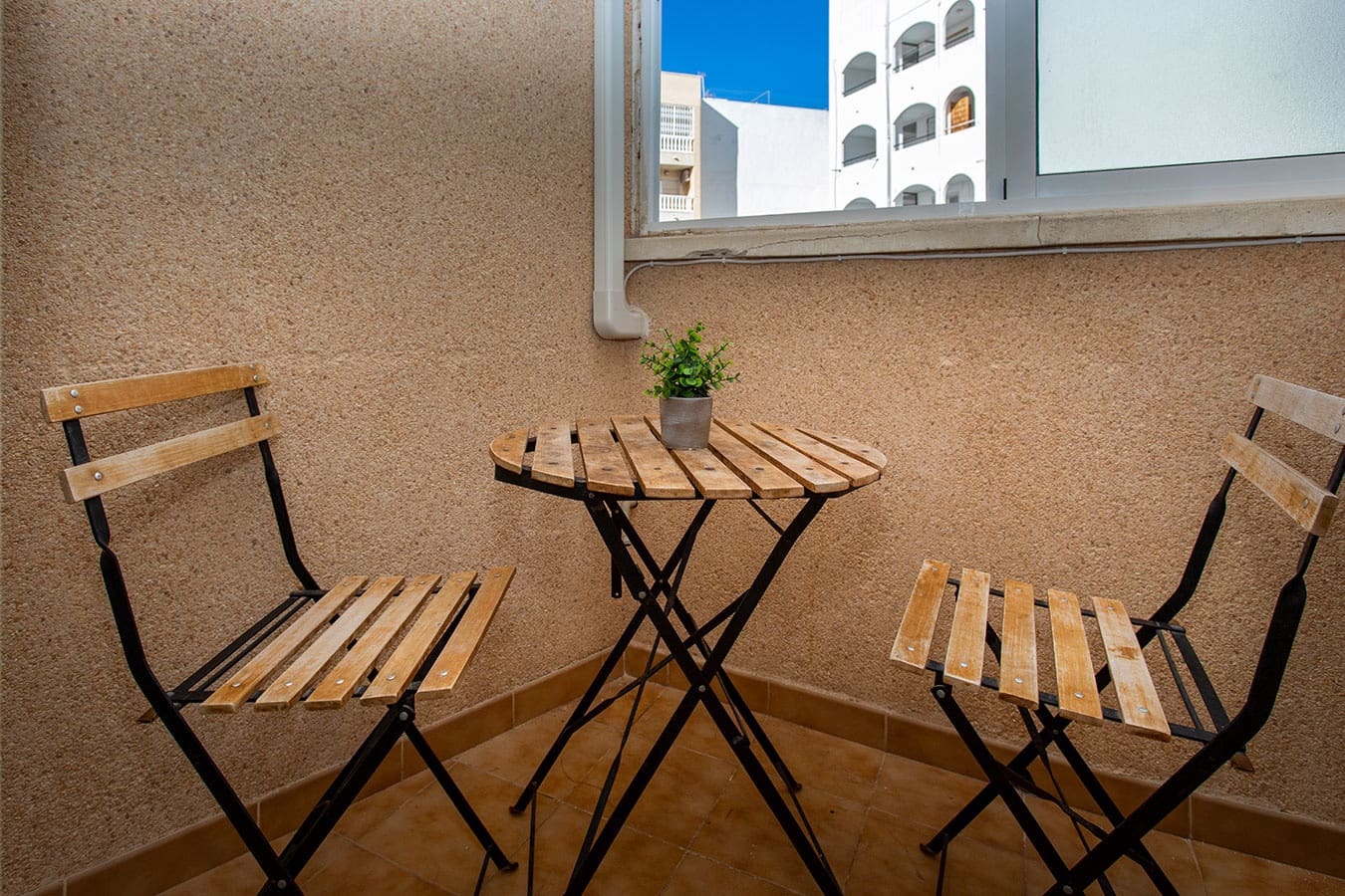 1 bedroom Studio for sale in Torrevieja with pool - € 88,000 (Ref: 9877917)
