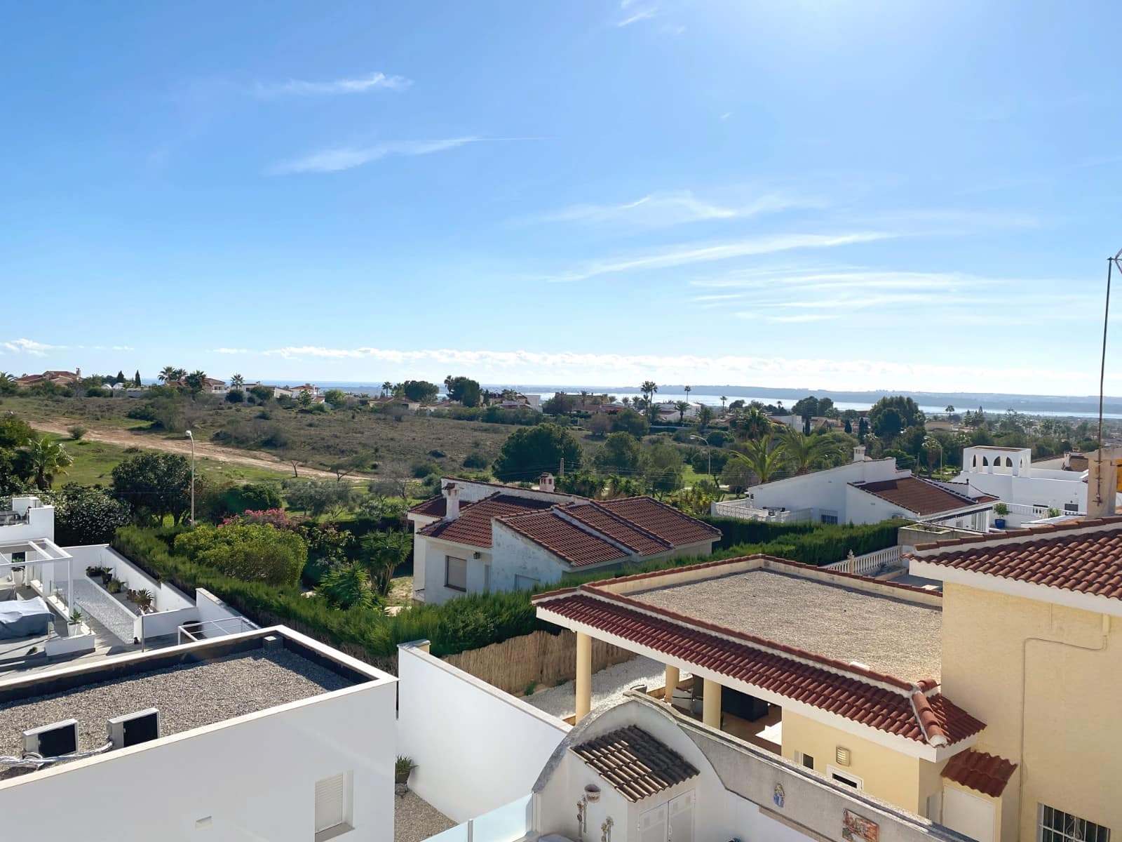 3 bedroom Villa for sale in Ciudad Quesada with pool garage - € 495,000 (Ref: 9889738)