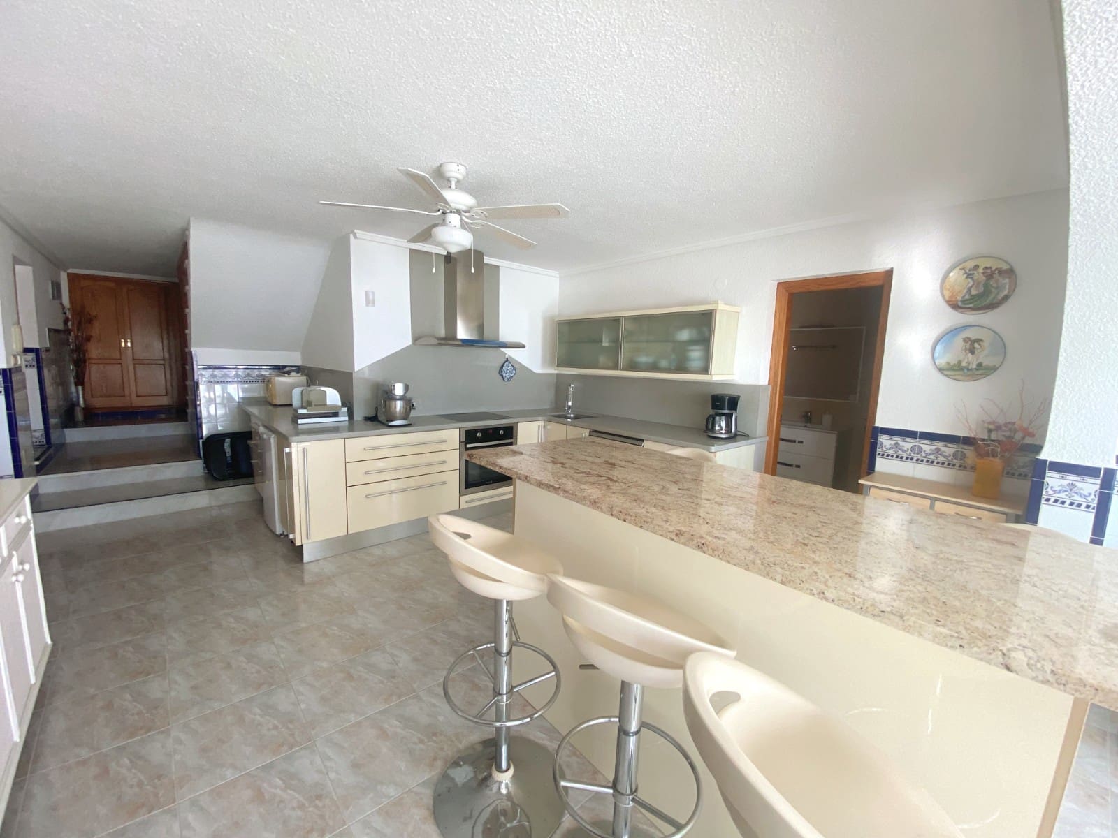 3 bedroom Villa for sale in Ciudad Quesada with pool garage - € 495,000 (Ref: 9889738)