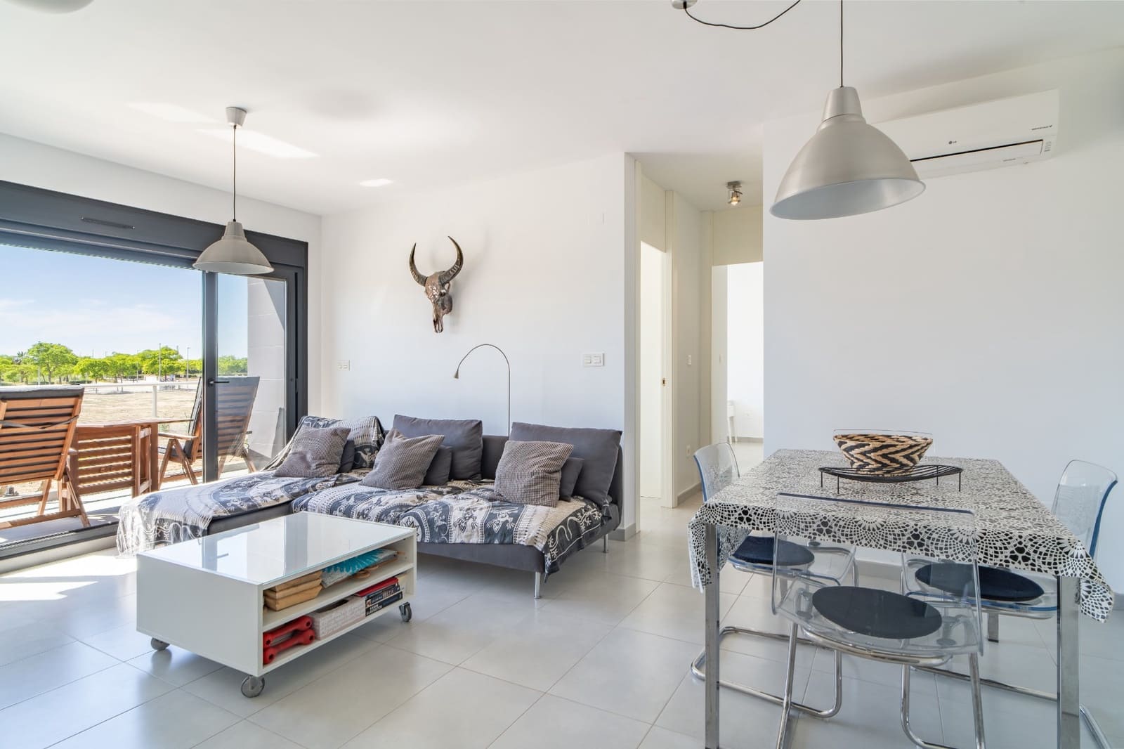 2 soveværelse Byhus til salg i Pilar de la Horadada med swimmingpool - € 290.000 (Ref: 9889746)