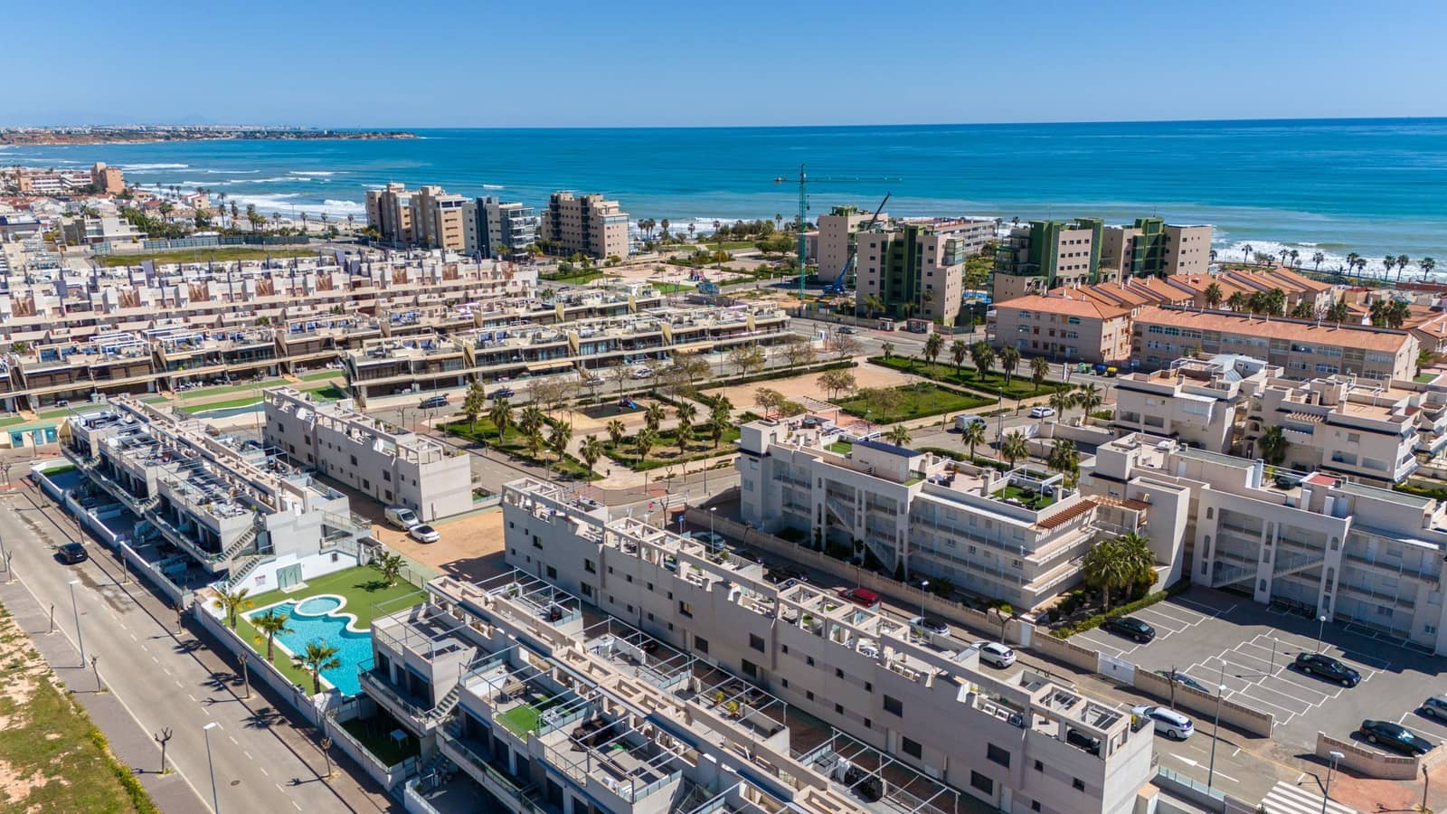 2 soveværelse Byhus til salg i Pilar de la Horadada med swimmingpool - € 290.000 (Ref: 9889746)
