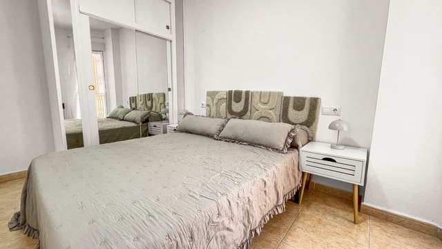 2 Zimmer Strandapartment zu verkaufen in Playa de los Locos, Torrevieja - 144.000 € (Ref: 9889754)