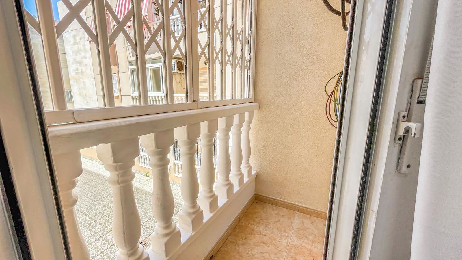 2 chambre Appartement de Plage à vendre à Torrevieja - 144 000 € (Ref: 9889754)