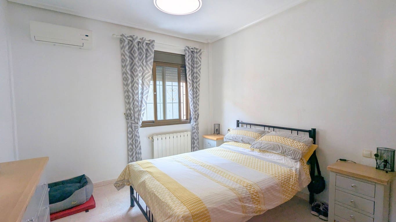 3 bedroom Villa for sale in Bigastro with pool - € 275,000 (Ref: 9893712)