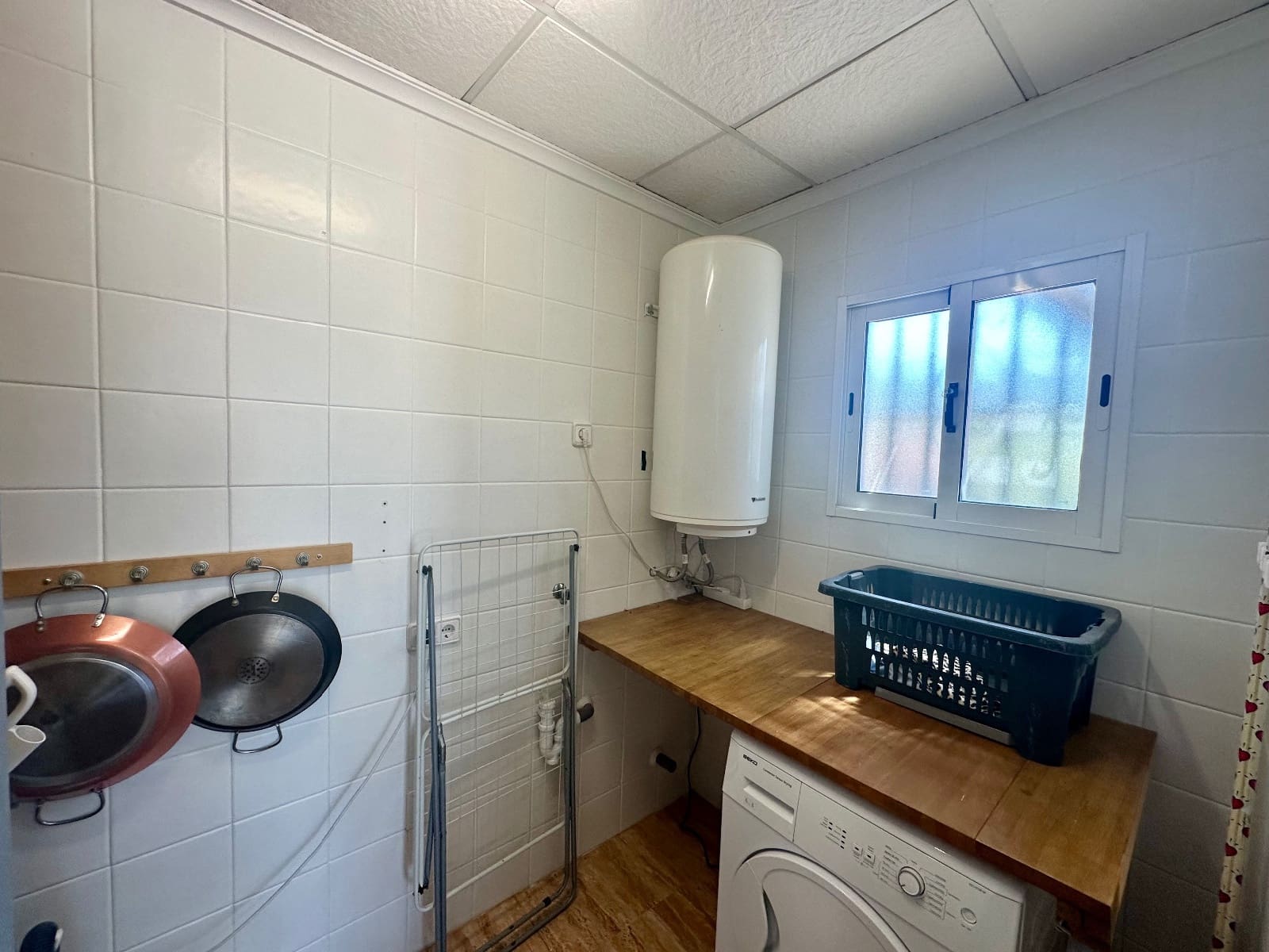 3 sovrum Finca/Hus på landet till salu i Catral med pool - 360 000 € (Ref: 9906959)
