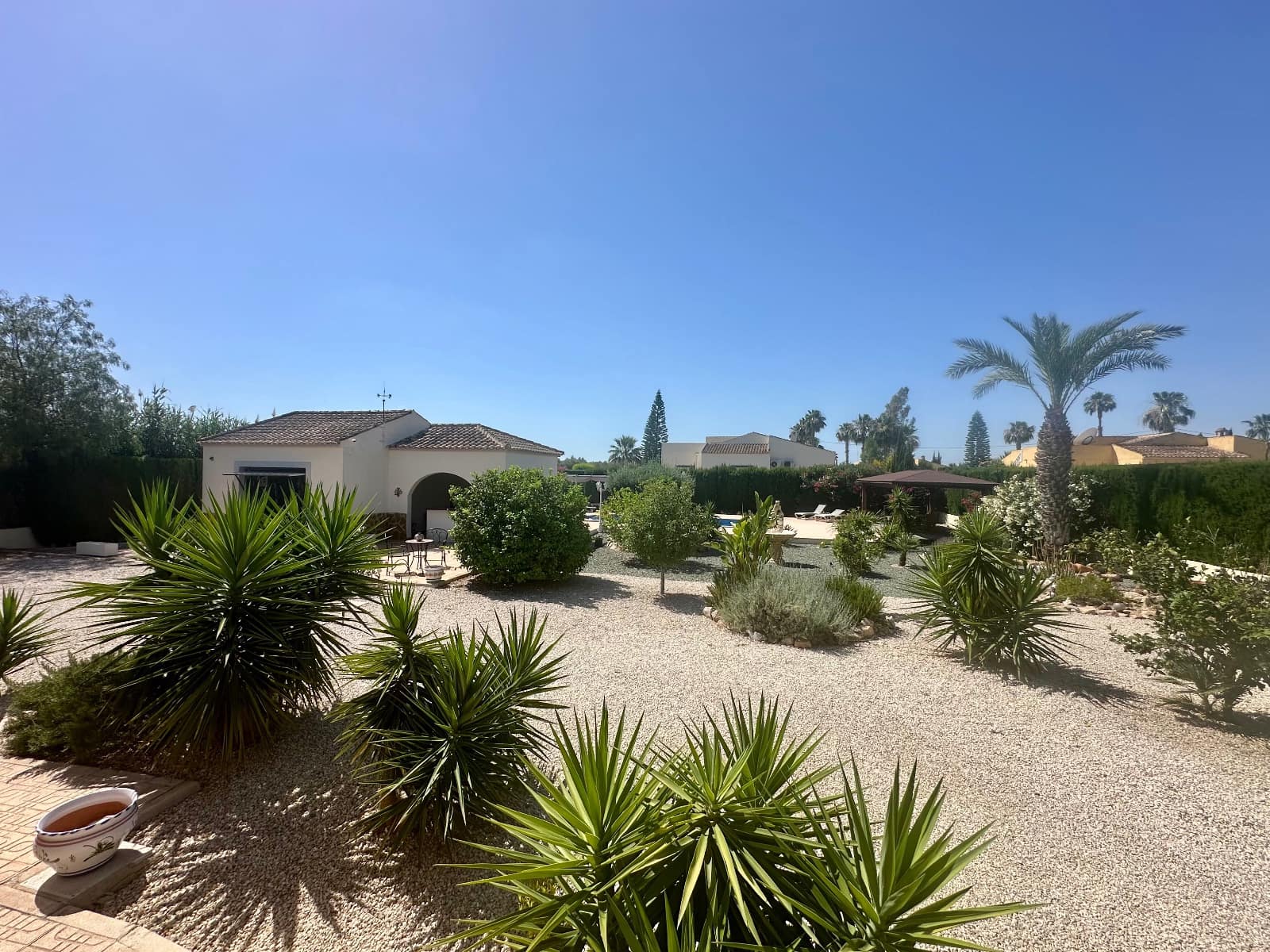 3 sovrum Finca/Hus på landet till salu i Catral med pool - 360 000 € (Ref: 9906959)