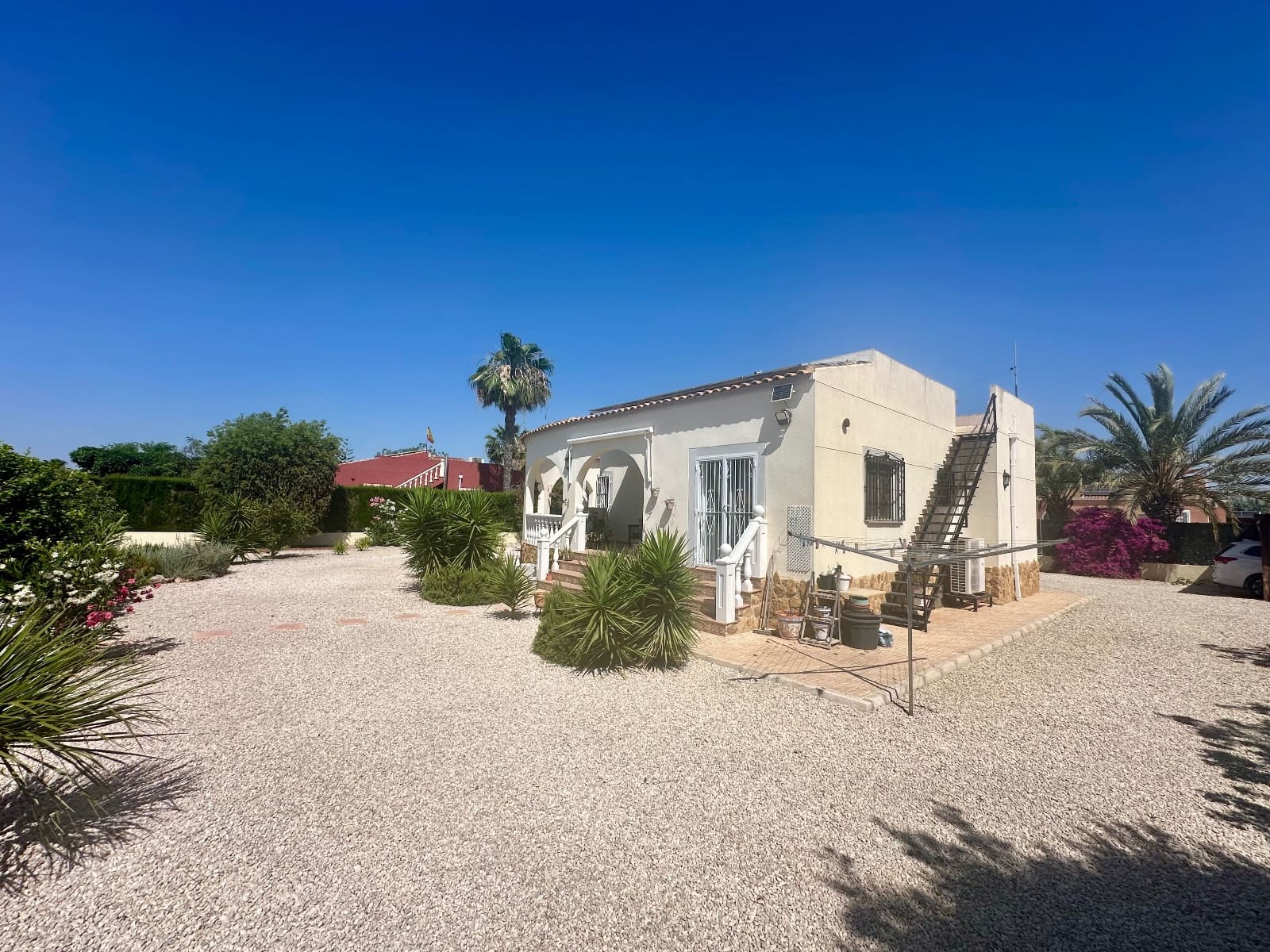 3 sovrum Finca/Hus på landet till salu i Catral med pool - 360 000 € (Ref: 9906959)