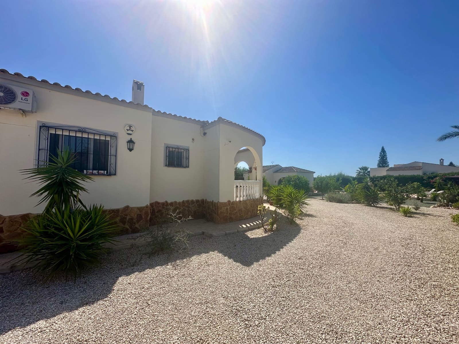 3 sovrum Finca/Hus på landet till salu i Catral med pool - 360 000 € (Ref: 9906959)