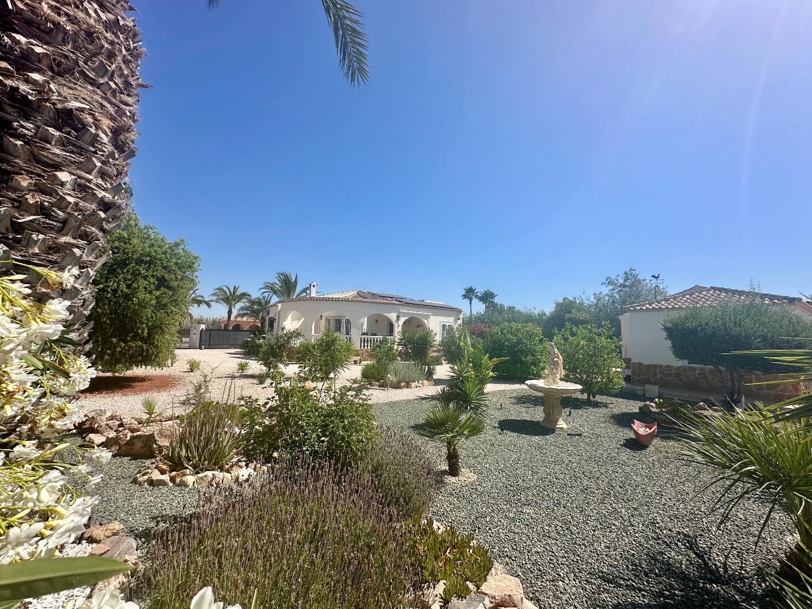3 sovrum Finca/Hus på landet till salu i Catral med pool - 360 000 € (Ref: 9906959)