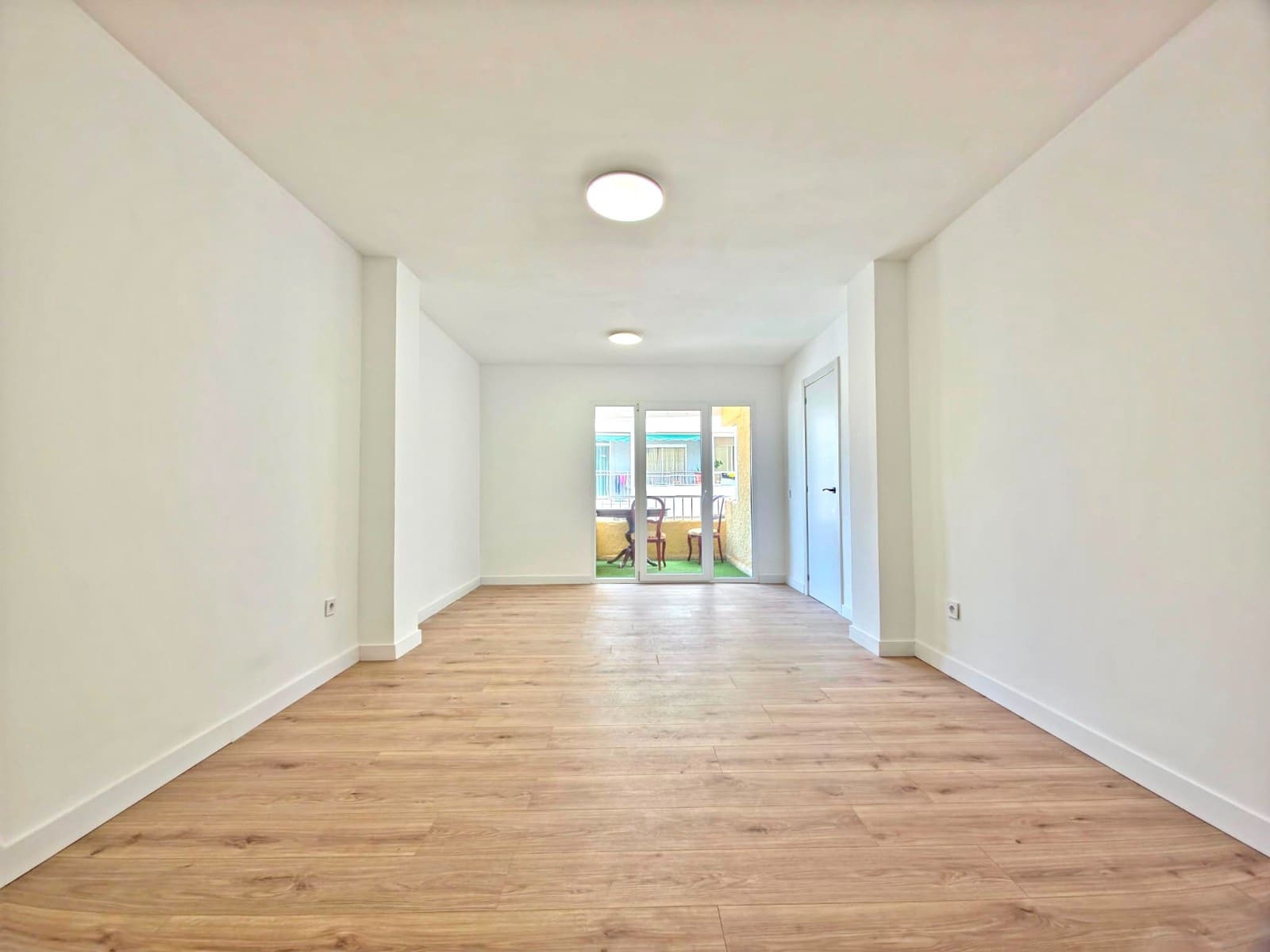 3 makuuhuone Huoneisto myytävänä paikassa Torrevieja - 170 000 € (Ref: 9915226)
