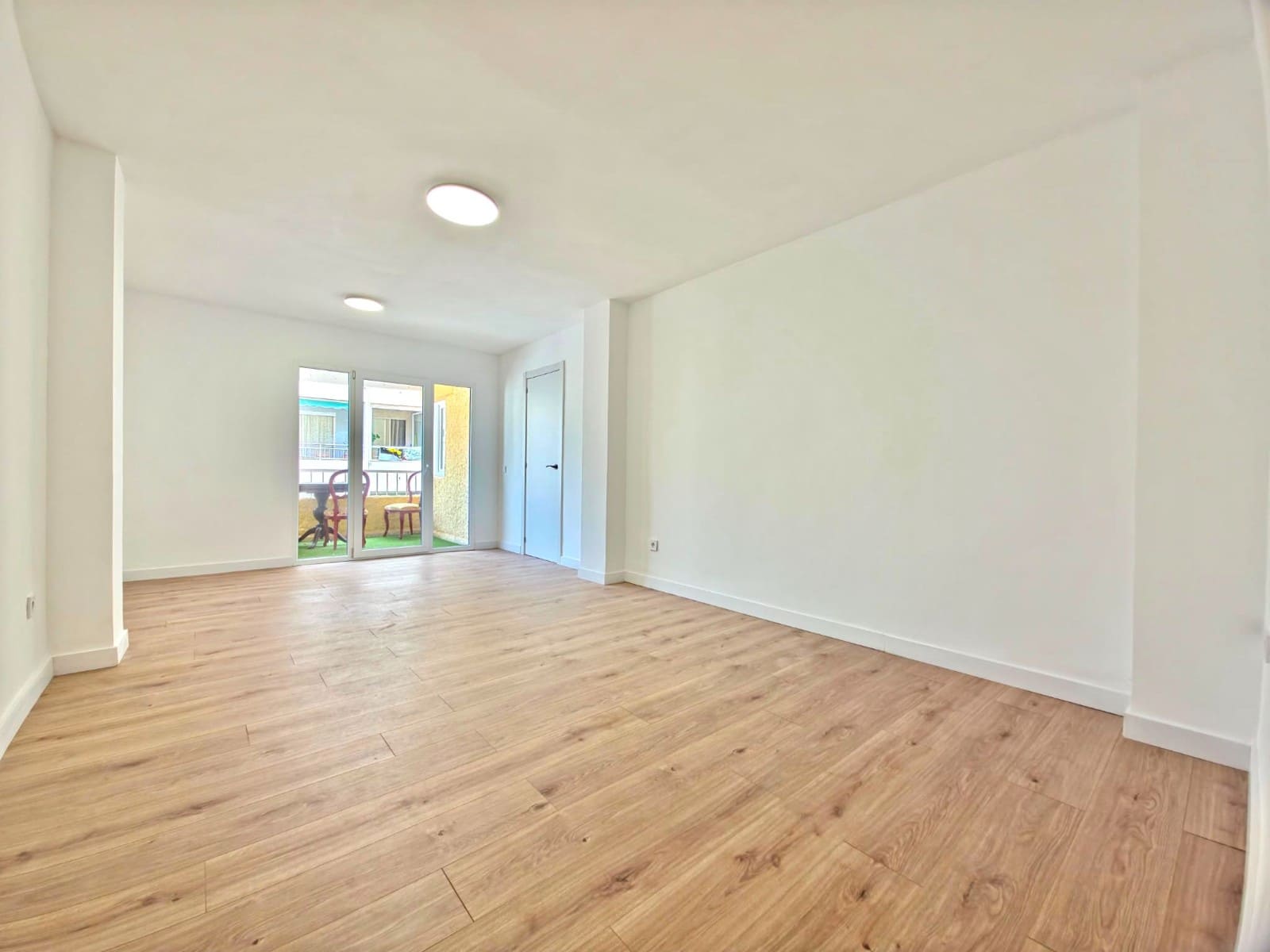 3 makuuhuone Huoneisto myytävänä paikassa Torrevieja - 170 000 € (Ref: 9915226)