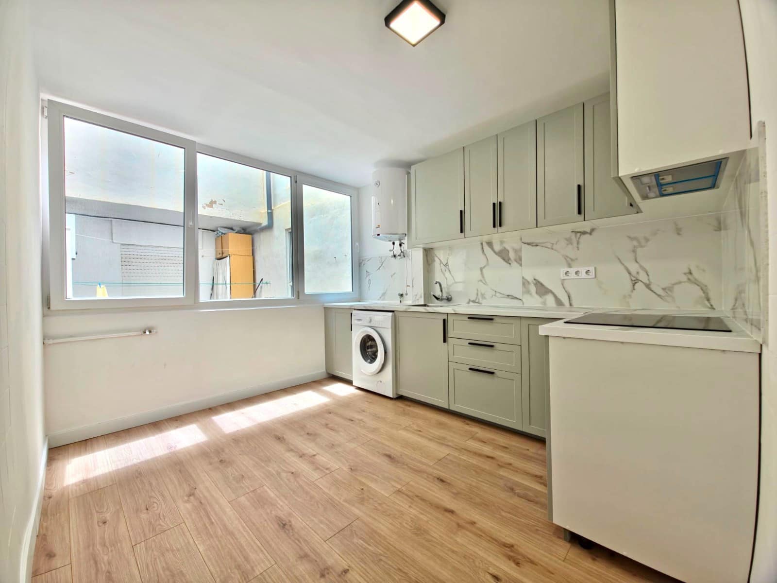 3 makuuhuone Huoneisto myytävänä paikassa Torrevieja - 170 000 € (Ref: 9915226)