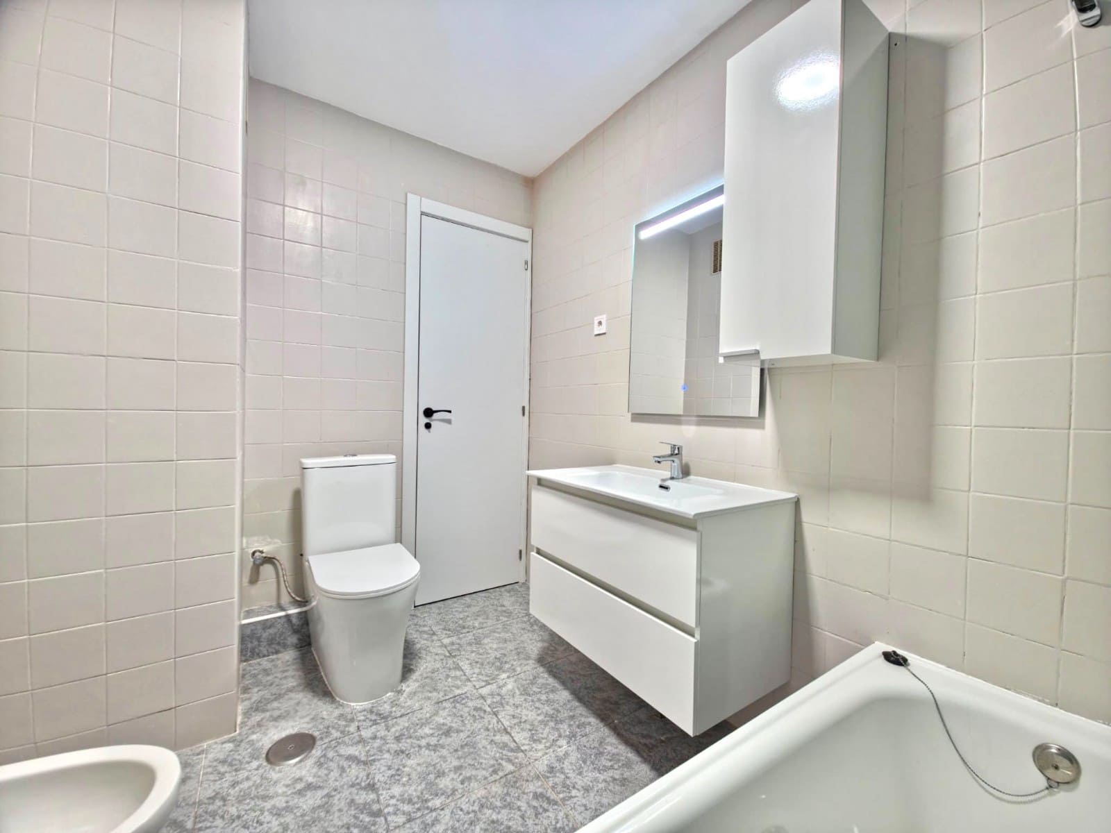 3 makuuhuone Huoneisto myytävänä paikassa Torrevieja - 170 000 € (Ref: 9915226)