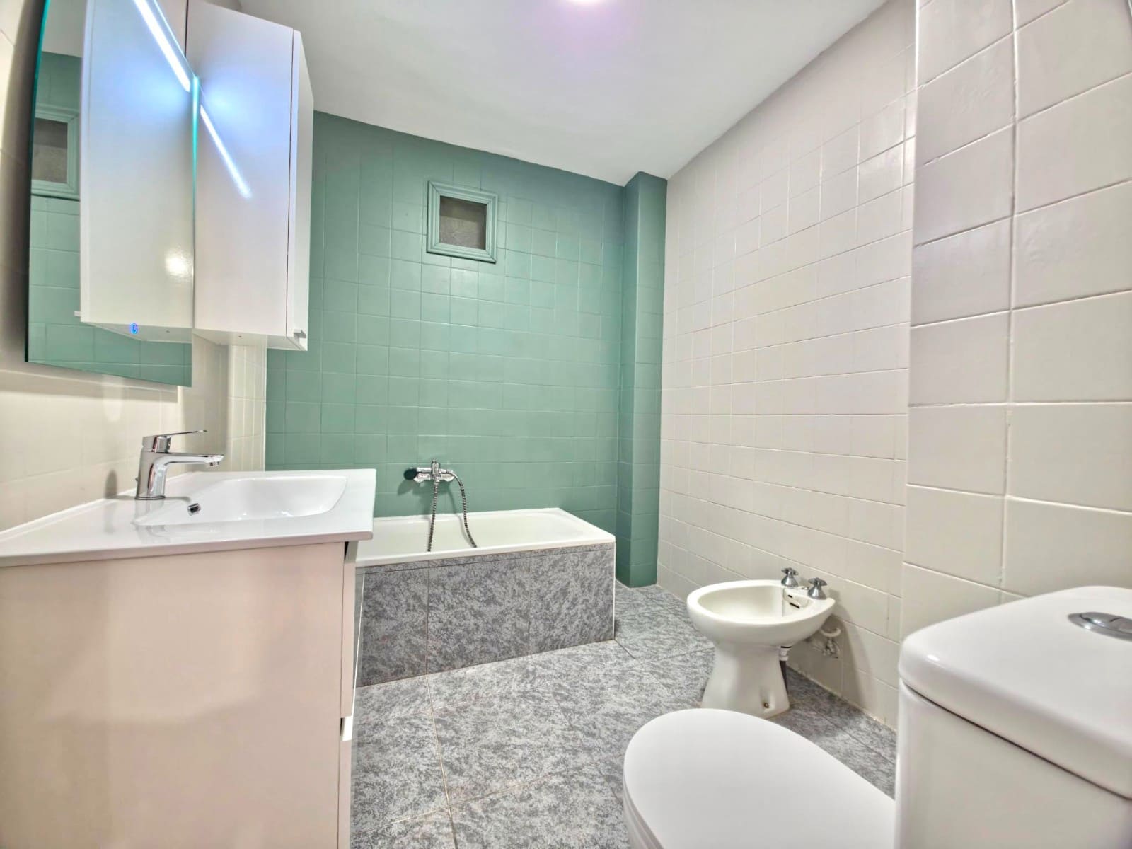 3 makuuhuone Huoneisto myytävänä paikassa Torrevieja - 170 000 € (Ref: 9915226)