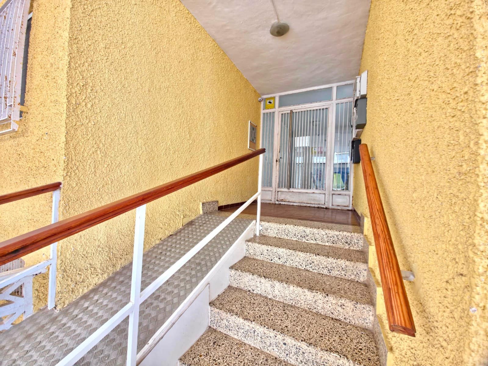 3 makuuhuone Huoneisto myytävänä paikassa Torrevieja - 170 000 € (Ref: 9915226)